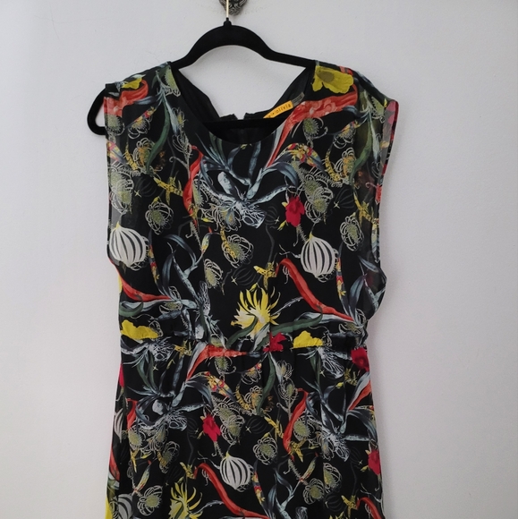 Alice + Olivia 💯 silk dress - Picture 2 of 8